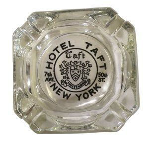 Vintage Hotel Souvenir Collectible Taft Hotel New York Ash Tray